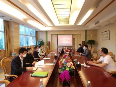 三水区区委书记黄：橐恍休傲俸虾徒ㄖ五金考察复工及疫情防控工作