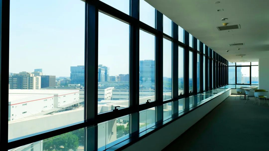 节能外开上悬窗五金系统2.jpg